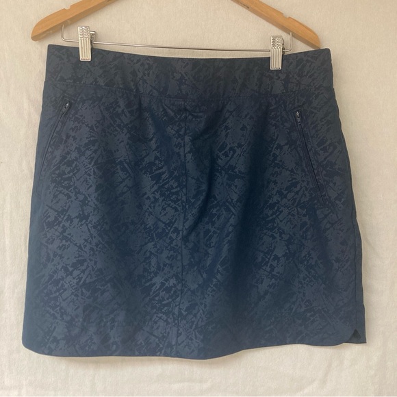 Orvis Women’s Embossed Pull on Skort Shattered Glass Blue Sz L - Picture 11 of 15